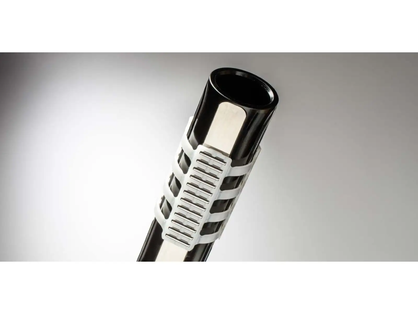 Cannodnale LEFTY OCHO ALLOY DEFAULT OPEN 29" 100 mm amortyzowany widelec